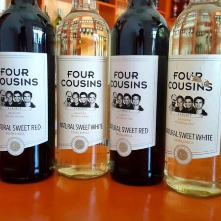 Four cousins natural sweet white 75cl